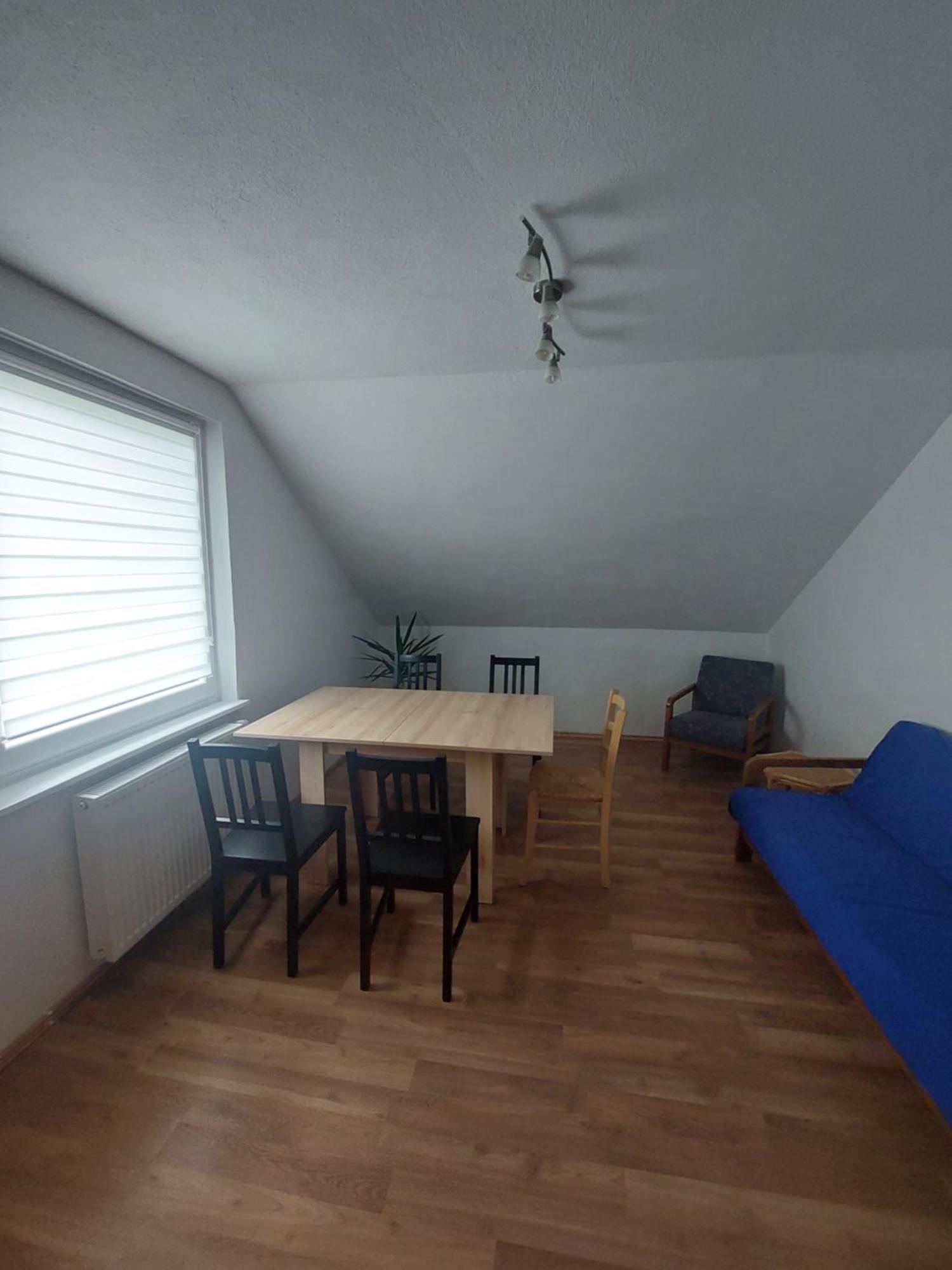 Haus Jezek Apartment วินดิชการ์สเทิน ภายนอก รูปภาพ